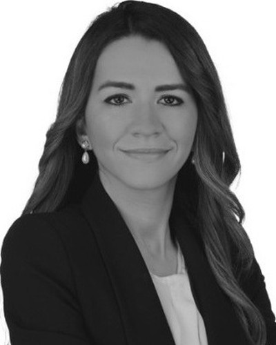 Retrato de Evrim Uygur Yamaner