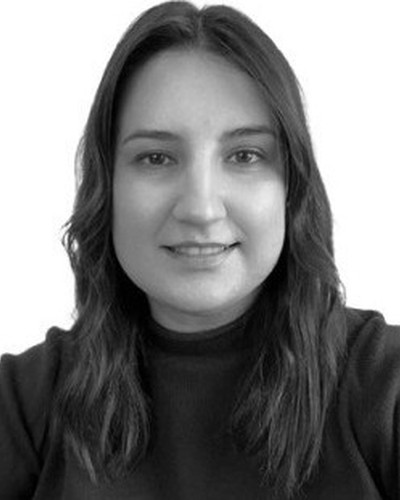 Retrato de Oya Tulukçu Doğan