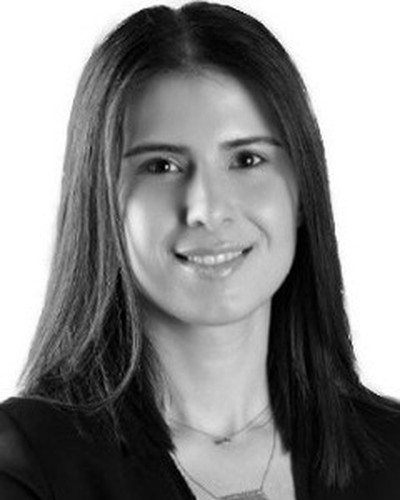 Retrato de Cansu Özgüven