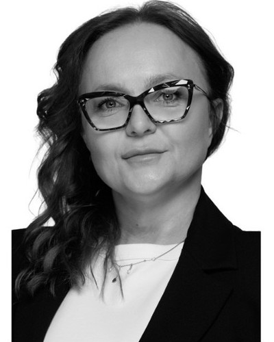Retrato de Orhideea Larisa Popa