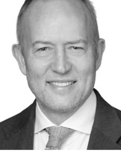 Retrato de John McLellan