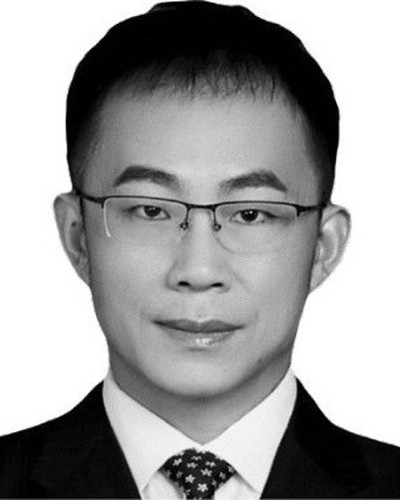 Retrato de James Gong