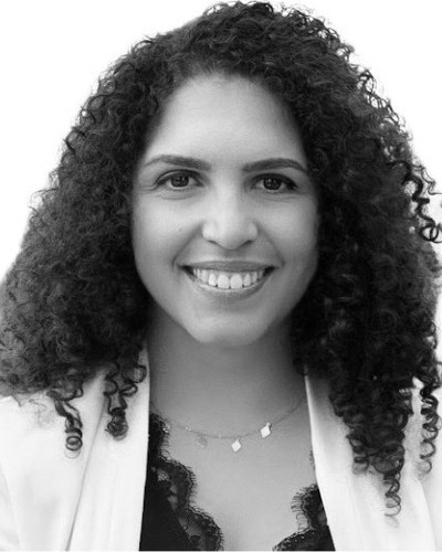Retrato de Sara Ajmi