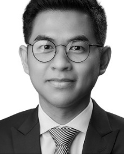 Retrato de Krittichai Sumranbumrung