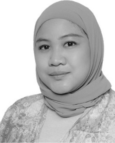 Retrato de Aziizah Soerjadi