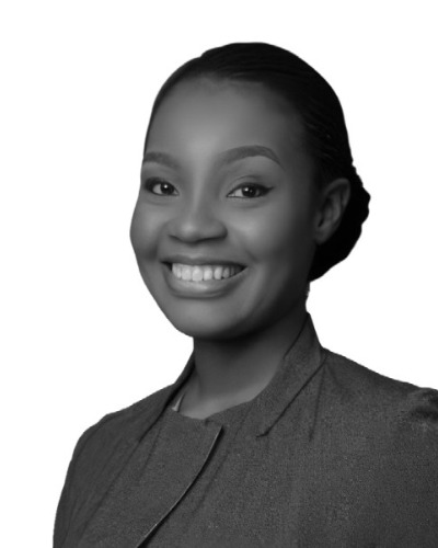 Retrato de Tolulope Adetomiike Adebayo
