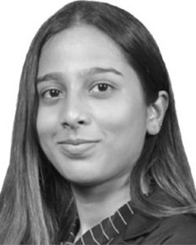 Retrato de Aayushi Shah