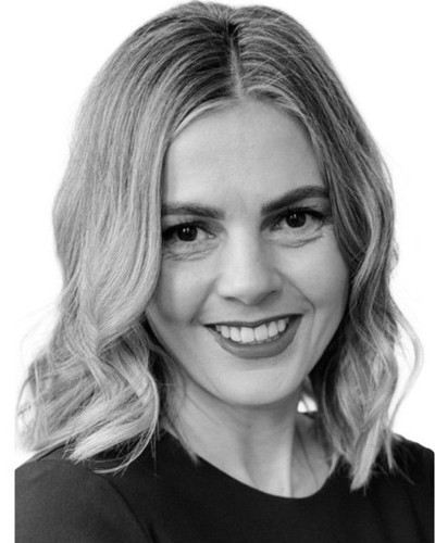 Retrato de Larissa Maria Cenan
