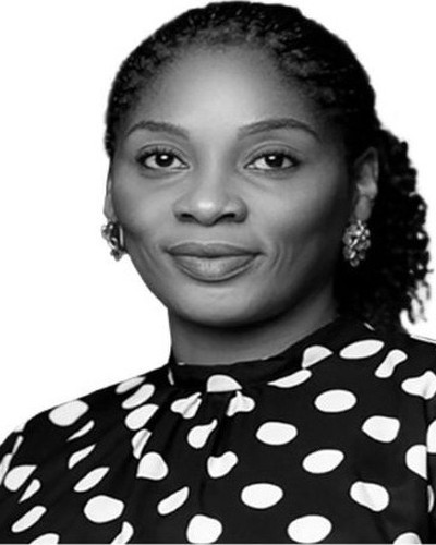 Retrato de Funmi Iyayi