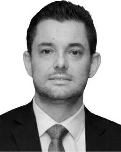 Retrato de Burt Hevia