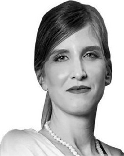 Retrato de Simina Negulescu