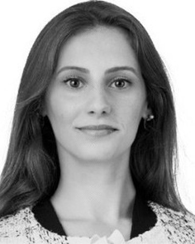 Retrato de Adriana Magalhães