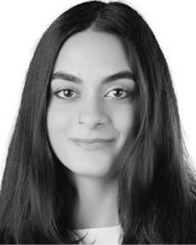 Retrato de Hana Koptan