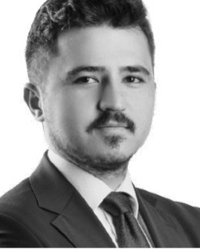 Retrato de A. Oğuzhan Ertürk