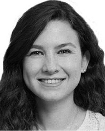 Retrato de Fatma Sevde Tan