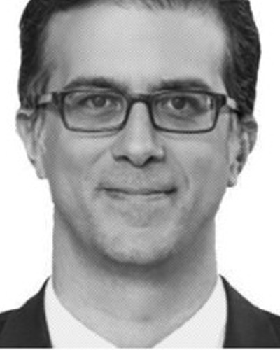 Retrato de Kayra Üçer