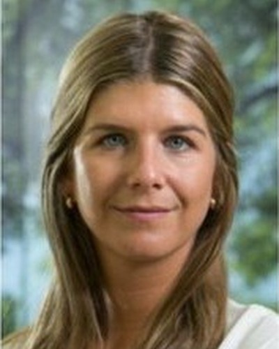 Retrato de Carmen Salazar