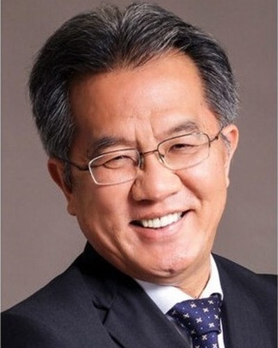 Retrato de Jorge Toyama