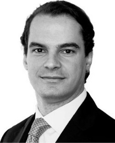 Retrato de Julio Queiroz