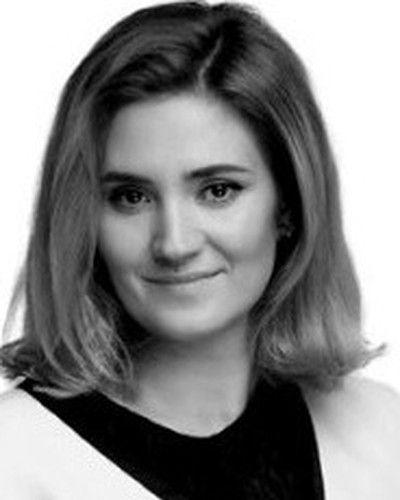 Retrato de Kateryna Utiralova