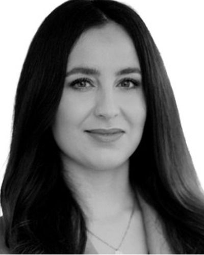 Retrato de Bahar Beyaz