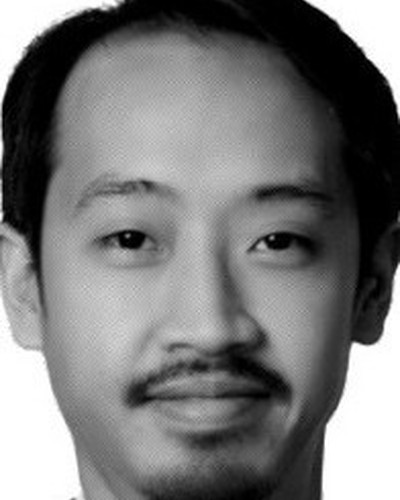 Retrato de Niti Muangkote