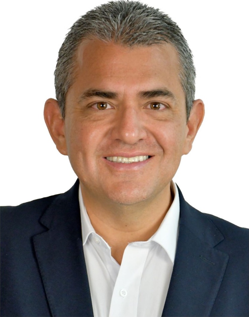 Retrato de Ricardo Aguilar Abe