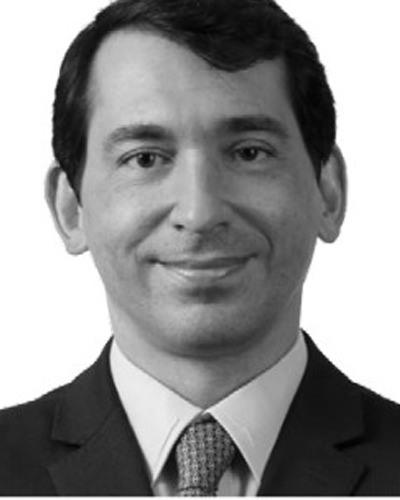 Retrato de Adriano Claudio Pires Ribeiro
