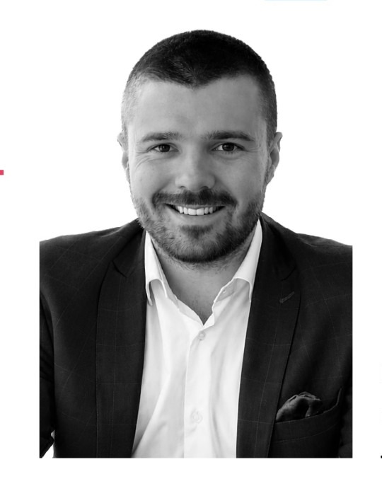 Retrato de Nemanja Galić