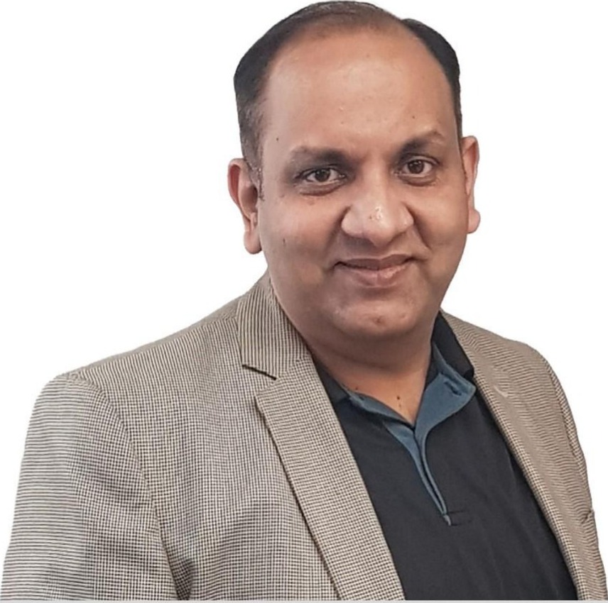 Retrato de Lalit T Khanna
