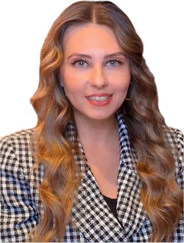 Retrato de Elif Selin Yılmaz Altay